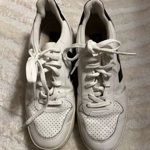 Veja Sneakers